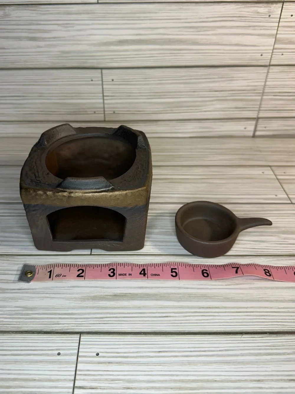 Ceramic Warmer Base and Candle Holder For Tea Pot Wax Melts Essential Oil